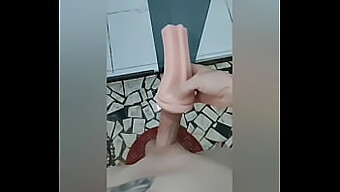 Videoclipul Meu Amator Cu Un Penis Mare Al Unei Pornostar