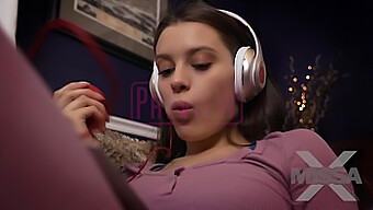 Sis'S Naughty Habits: Lana Rhoades' Forbidden Viewing Session