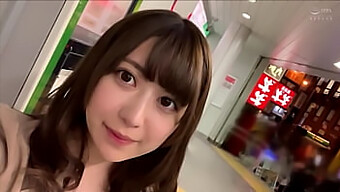 Vídeo Pov De Uma Estudante Universitária Peituda Com Seios Grandes Em Sexo Caseiro Amador Japonês