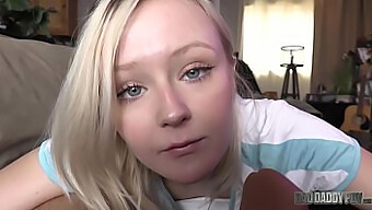 Facial (18+) Og Oral (19+) Sjov Med Natalia Queen