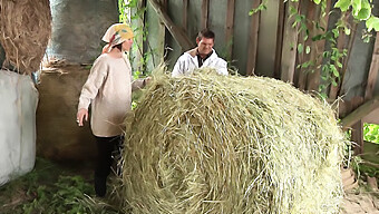 Amatérské Farmářky Ukazují Svou Perverzní Stránku V Druhém Pokračování