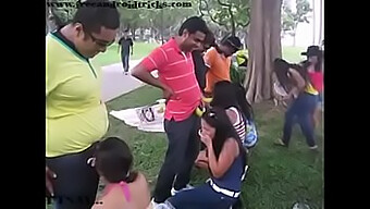 Tante India Gemuk Memberikan Blowjob Pada Penis Besar