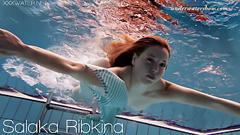 Salaka Ribkina'S Sensual Underwater Solo Show With Big Natural Tits