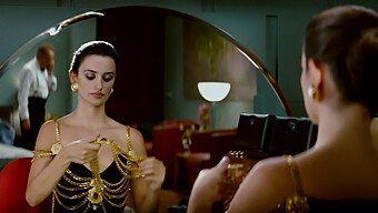 Les Baisers Passionnés Et Les Gros Seins Naturels De Penelope Cruz Dans 