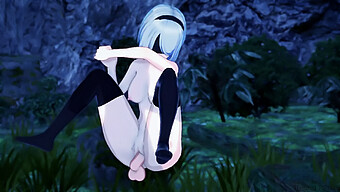 Yorha 2b, În Vârstă De 18 Ani, Se Bucură De Un Cosplay Din Spate În Pădure