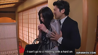 Amateur Japanese Secretary Seduces Her Boss For Sex At The Restaurant