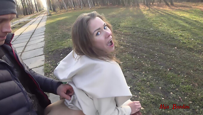 Mia Bandini'S Outdoor Oral Pleasure And Public Sex Encounter