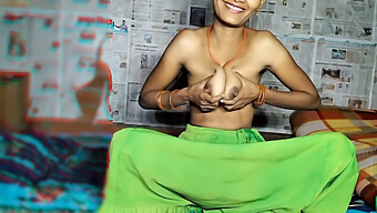 Vợ Desi Được Hàng Xóm 18 Tuổi Của Mình Biểu Diễn 69