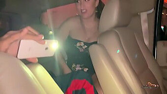 Blowjob Publik: Pelatih Cardher Menerima Sperma Di Jalan Dari Helena Price Di Strip Vegas