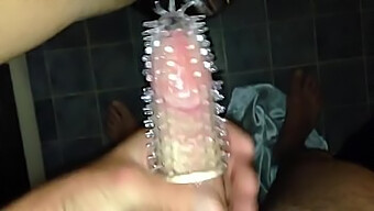 Gostosa'S Sensual Exploration With A Condom