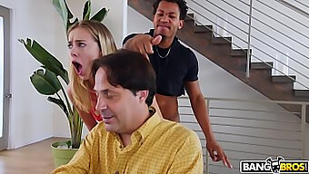 18+ Teen Blonde Haley Reed Bliver Kneppet Af Sin Sorte Kæreste